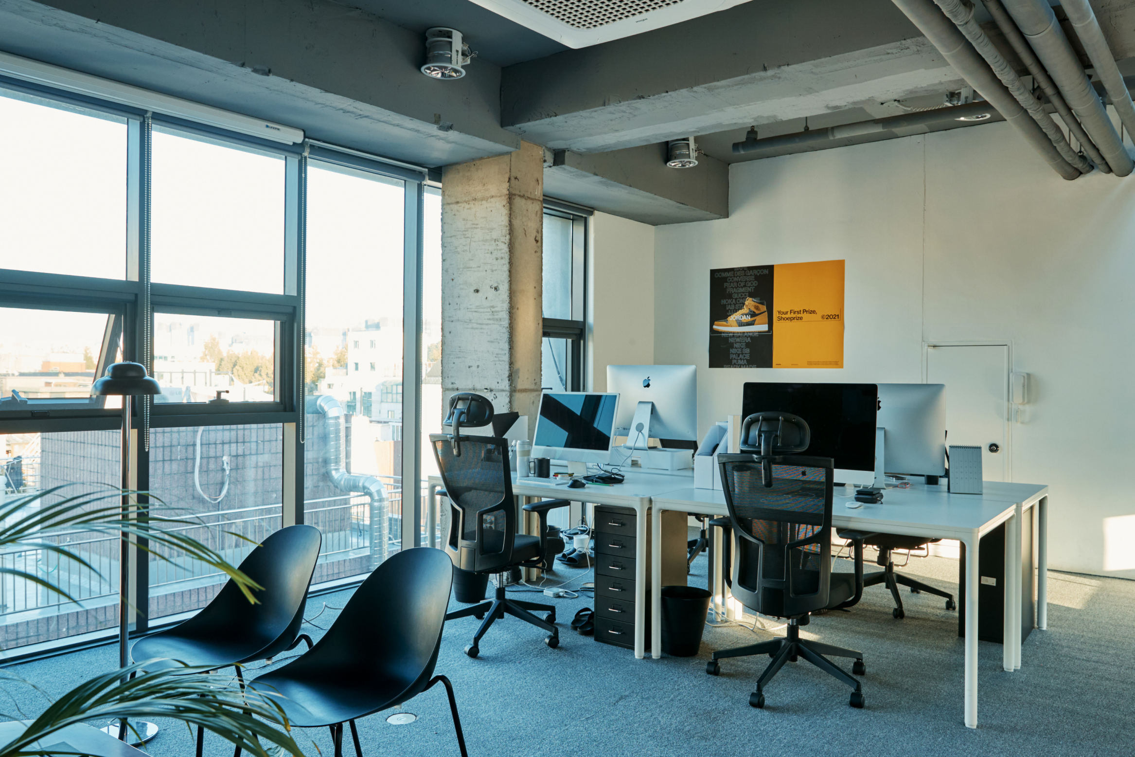 brenden_office_02